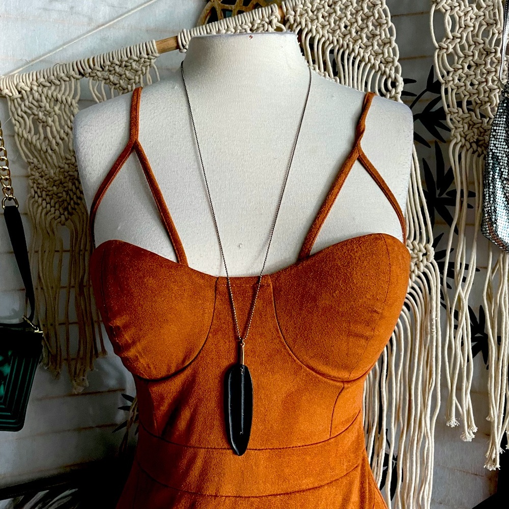 Long Classic Feather Necklace